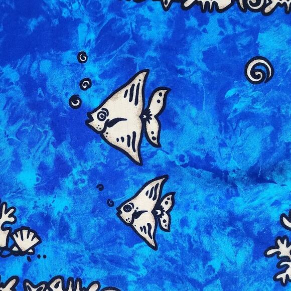 Cocowalk NWT Beach Blanket/Sarong with Angelfish Measures 44x66 Blue /Tan/Black - Picture 2 of 7